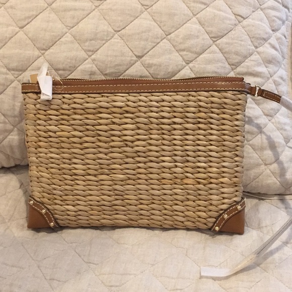 Michael Kors large clutch - Picture 3 of 5